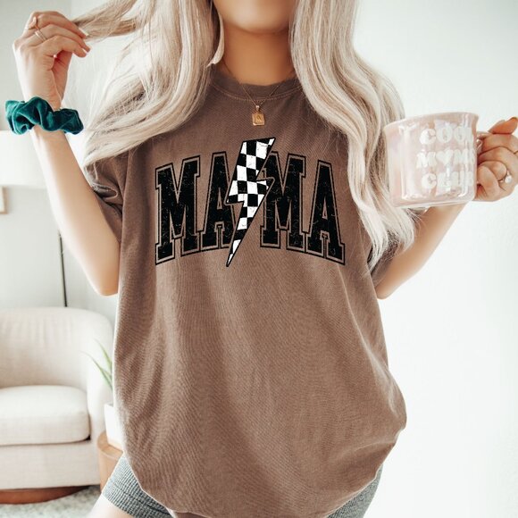 NEW Trendy Comfort Colors Soft Cotton Lightning Bolt Mama Graphic Tee Shirt - Picture 2 of 4